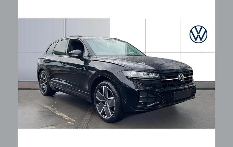 Other New 2025 VW Touareg Black Edition SUV | £67,351 (Good price) - Image 1/4