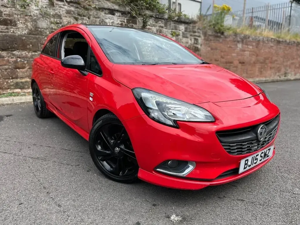 Used Vauxhall Corsa Edition 70 HP (51 kW) 2015 Red Hatchback