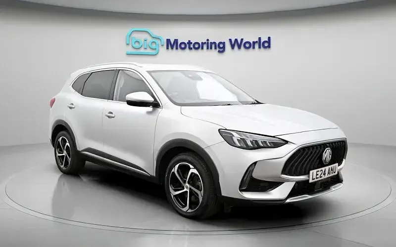 Usado MG HS Trophy 162 HP (119 kW) 2024 Prateado SUV