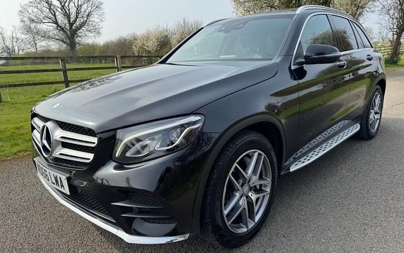 Used Mercedes GLC220 AMG Line Premium 170 HP (125 kW) 2018 Estate