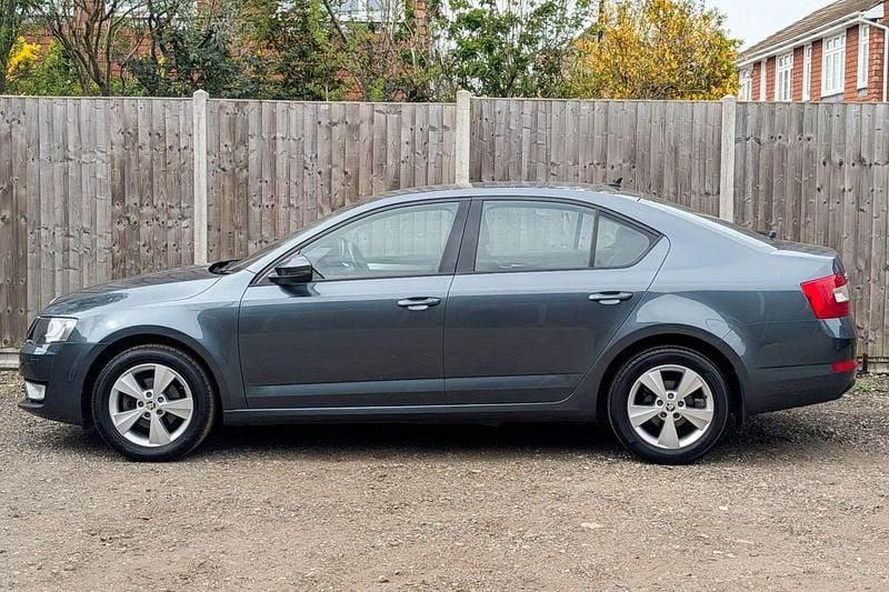 Used Skoda Octavia SE L 2017 Grey Hatchback