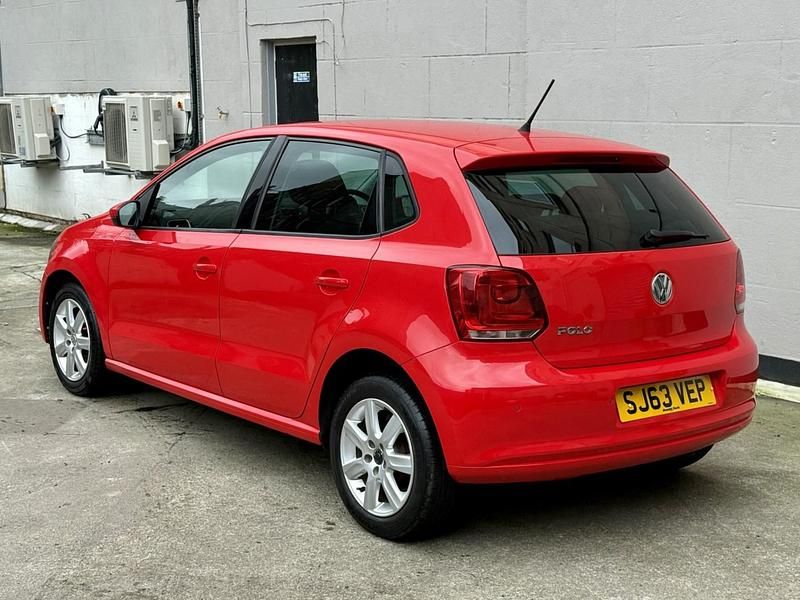 Begagnad VW Polo Edition 2013 Röd Halvkombi