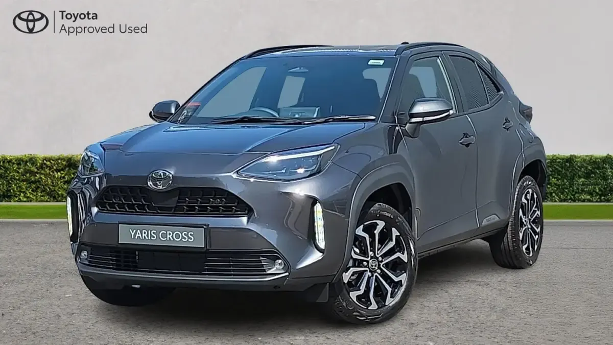 New Toyota Yaris Design 116 HP (85 kW) 2026 Decuma grey Hatchback