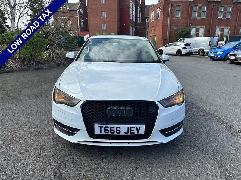 Used Audi A3 Sport 150 HP (110 kW) 2015 White Hatchback