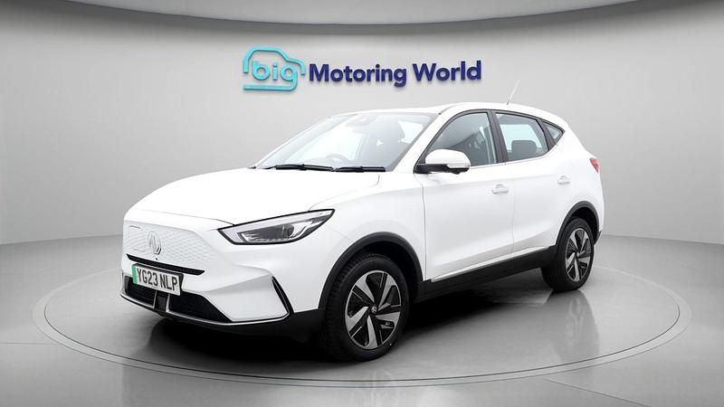 Used MG ZS SE 128 kW (175 HP) 2023 White SUV