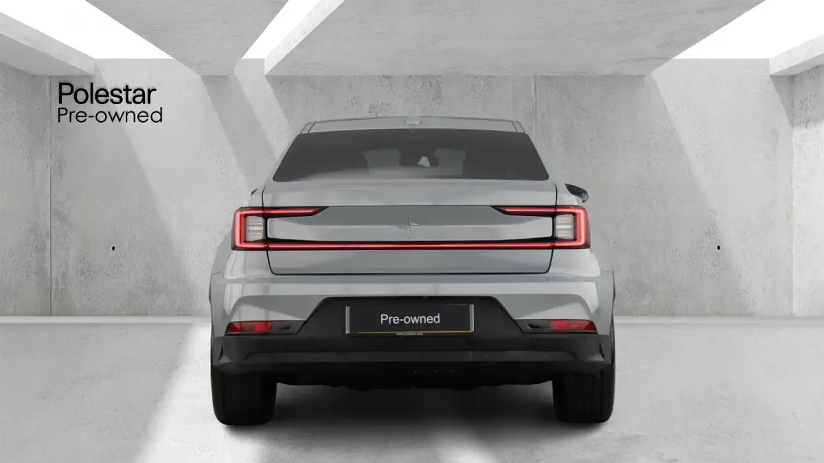 Begagnad Polestar 2 Long Range Single Motor 219 kW (299 HK) 2025 Grå Halvkombi