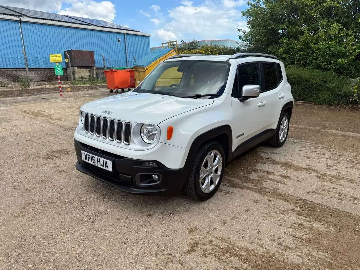 Used Jeep Renegade Limited 120 HP (88 kW) 2016 White SUV
