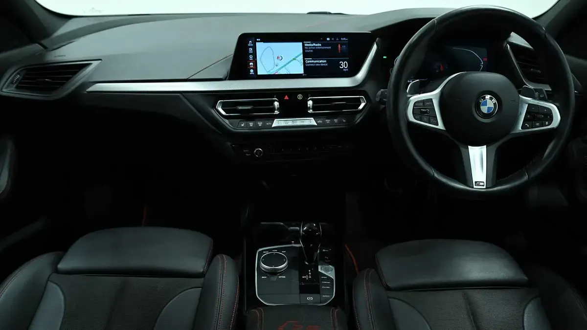 Begagnad BMW 128 Shadowline 261 HK (191 kW) 2023 Svart