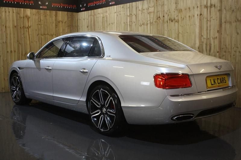 Used Bentley Flying Spur Mulliner 635 HP (467 kW) 2016 Grey Sedan