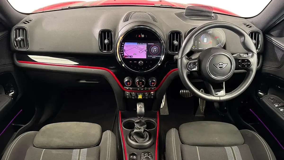 Used Mini Cooper S Countryman Sport 219 HP (161 kW) 2022 Red SUV