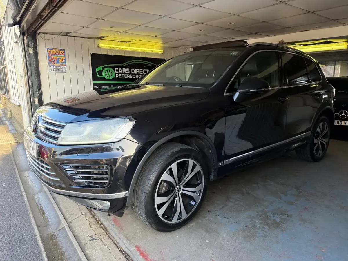 Used VW Touareg R-line 262 HP (192 kW) 2015 Black SUV