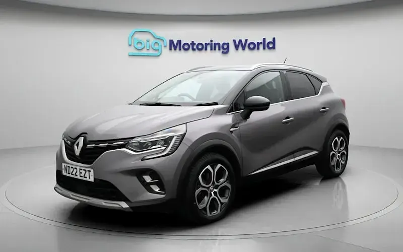 Gebraucht Renault Captur SE 143 PS (105 kW) 2022 Grau SUV