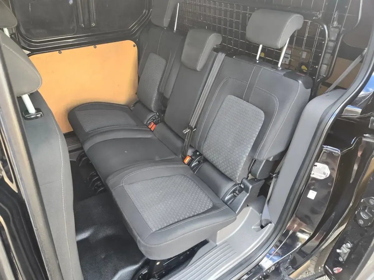 Used Ford Transit Connect Trend 100 HP (73 kW) 2022 Black MPV