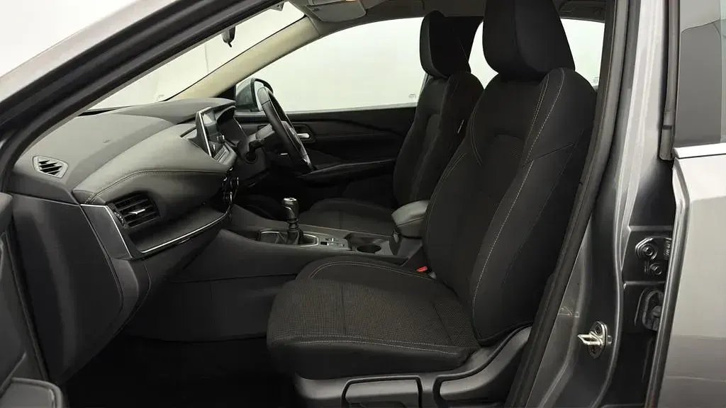 Used Nissan Qashqai Acenta Premium 140 HP (102 kW) 2023 Grey SUV