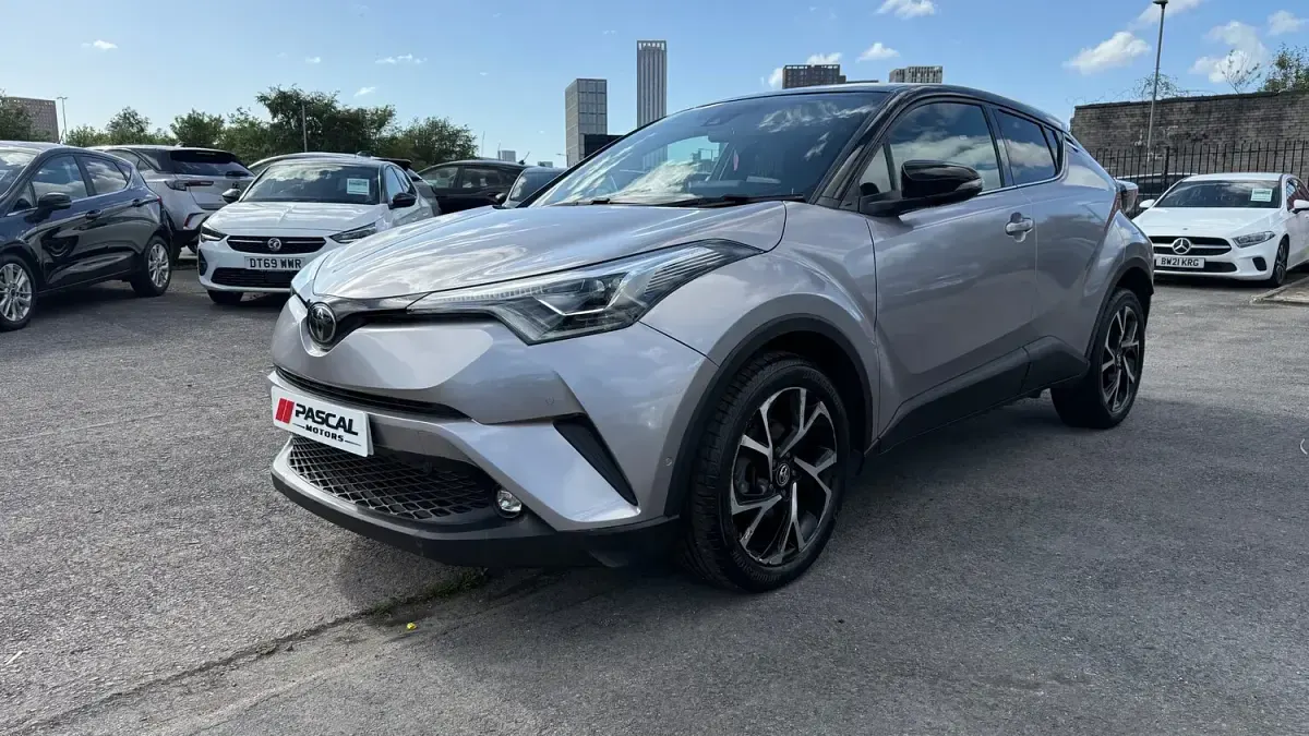 Used Toyota C-HR 116 HP (85 kW) 2018 Silver SUV