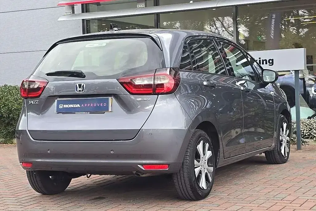 Used Honda Jazz Hybrid 107 HP (78 kW) 2023 Grey Hatchback