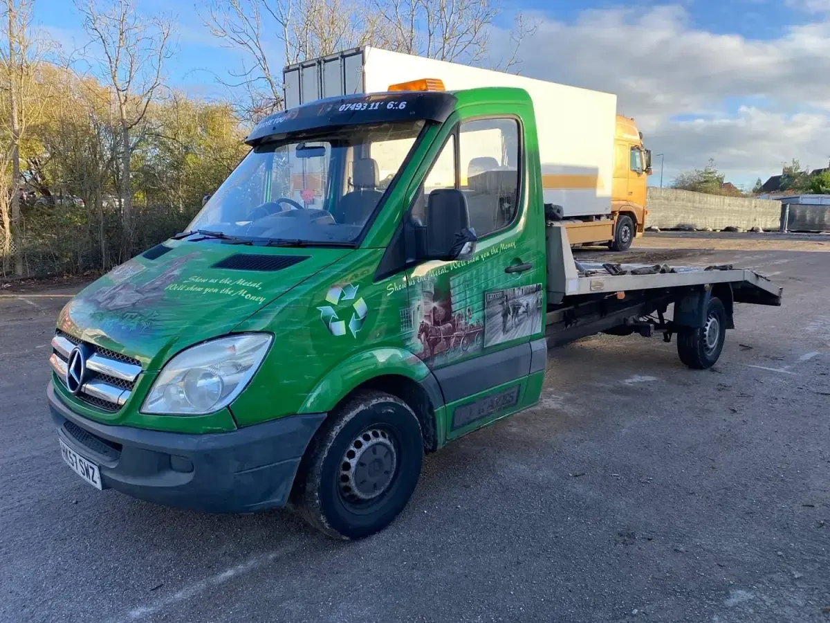 Używany Mercedes Sprinter 109 KM (80 kW) 2007 Zielony Van