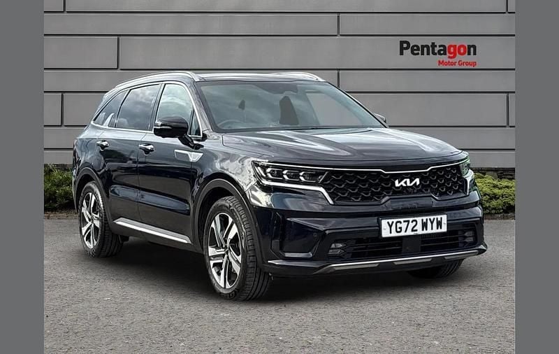Black Used 2022 Kia Sorento 4 SUV | £33,950 (Fair price) - Image 1/4