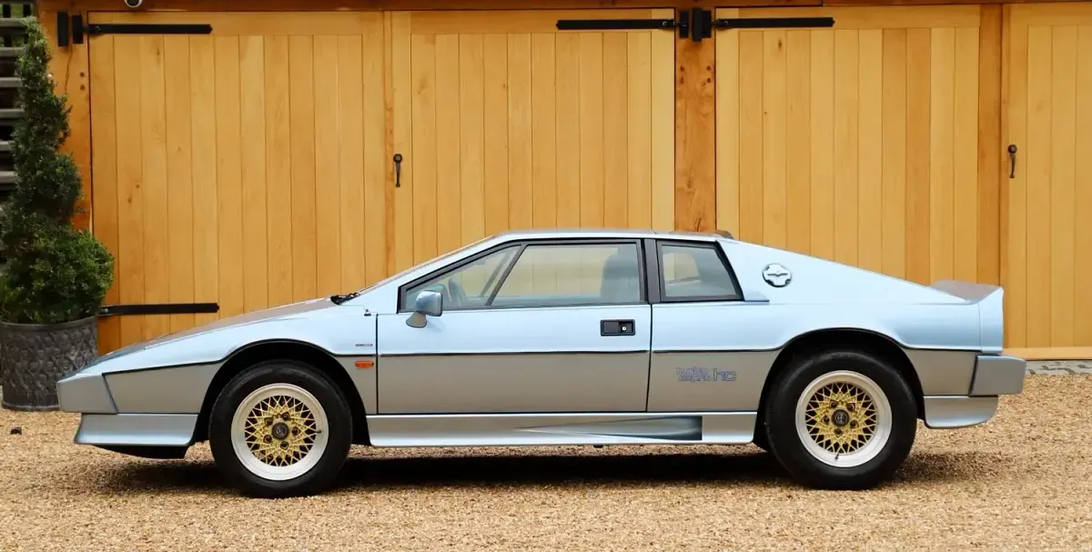 Used Lotus Esprit 1986 Blue Coupe