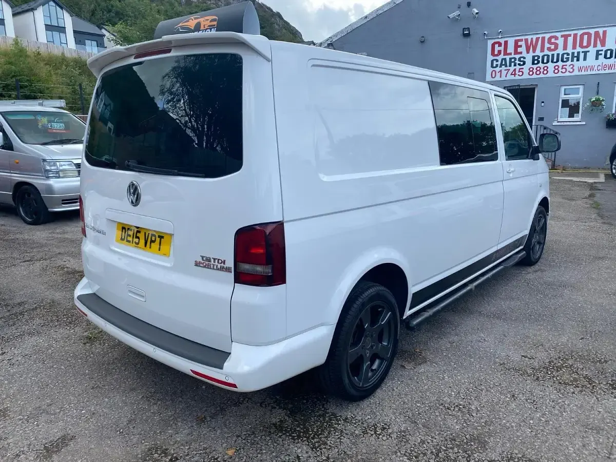 Used VW Transporter Sportline 180 HP (132 kW) 2015 White Van
