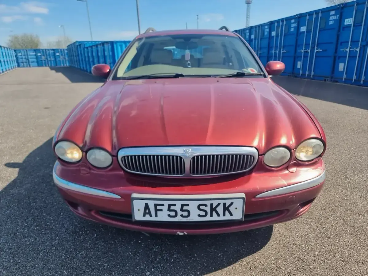 Used Jaguar X-type SE 130 HP (95 kW) 2005 Red Estate
