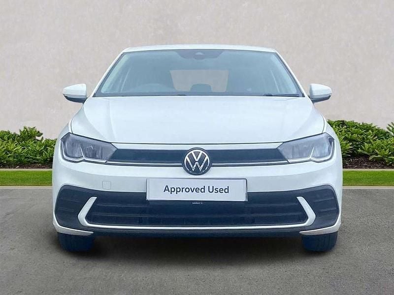 Used VW Polo Life 95 HP (69 kW) 2024 White Hatchback