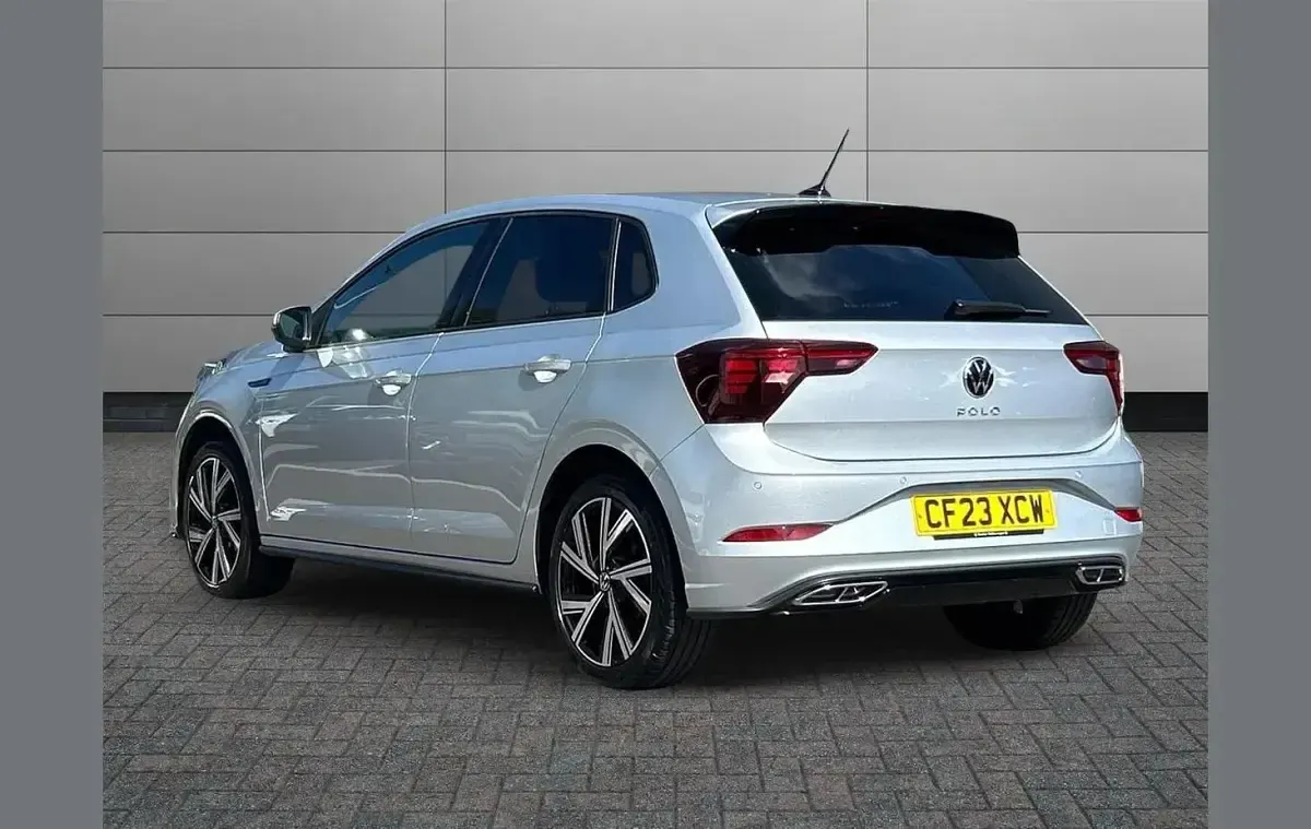 Used VW Polo R-line 110 HP (80 kW) 2023 Silver Hatchback