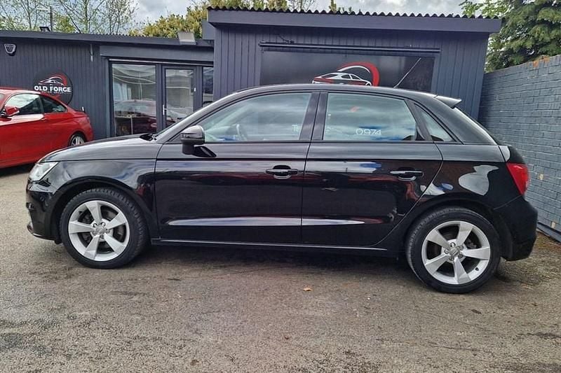 Used Audi A1 Sportback Sport 116 HP (85 kW) 2015 Hatchback