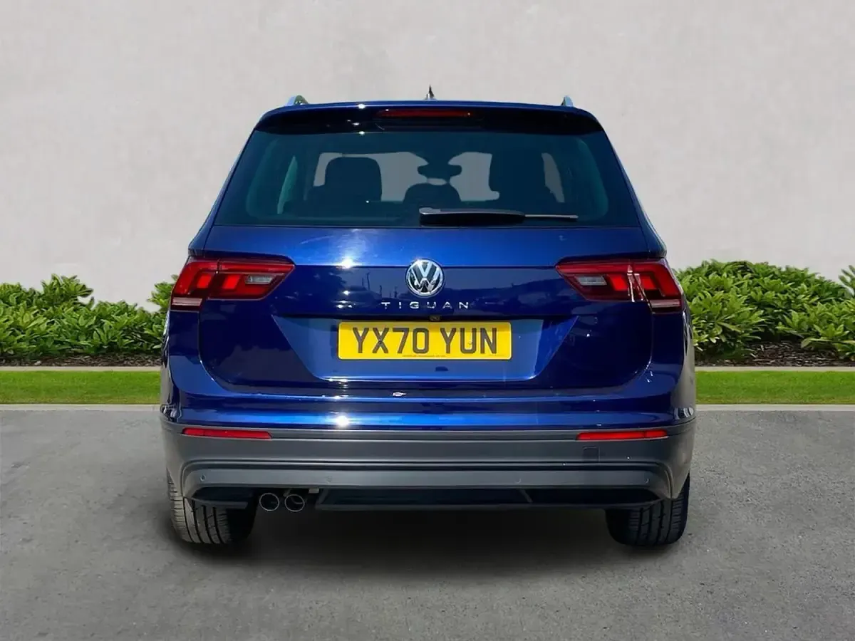 Usado VW Tiguan Match 150 HP (110 kW) 2020 Azul SUV