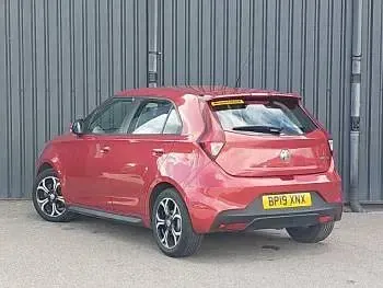 Usado MG MG3 Exclusive 106 CV (77 kW) 2019 Rojo Utilitario