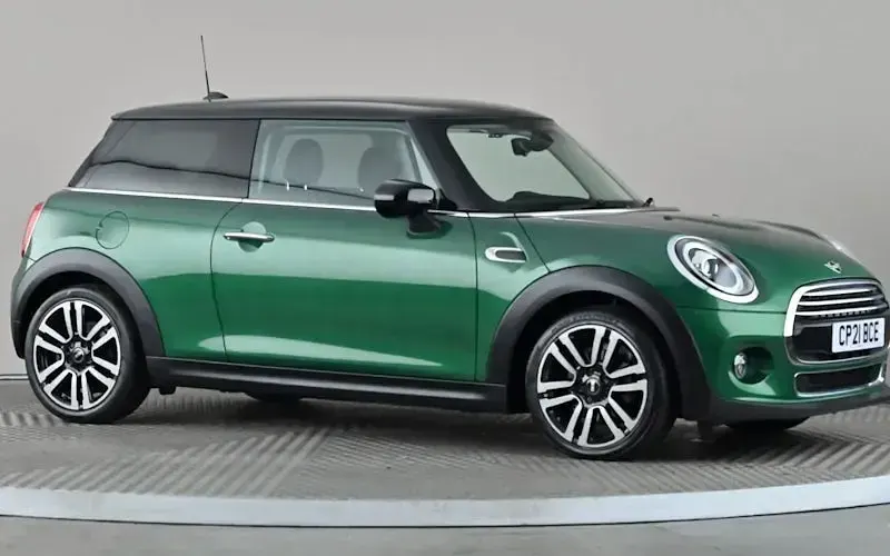 Used Mini Cooper Exclusive 136 HP (100 kW) 2021 Hatchback