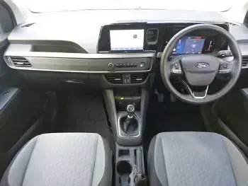 Used Ford Tourneo Titanium 125 HP (91 kW) 2025 White Estate