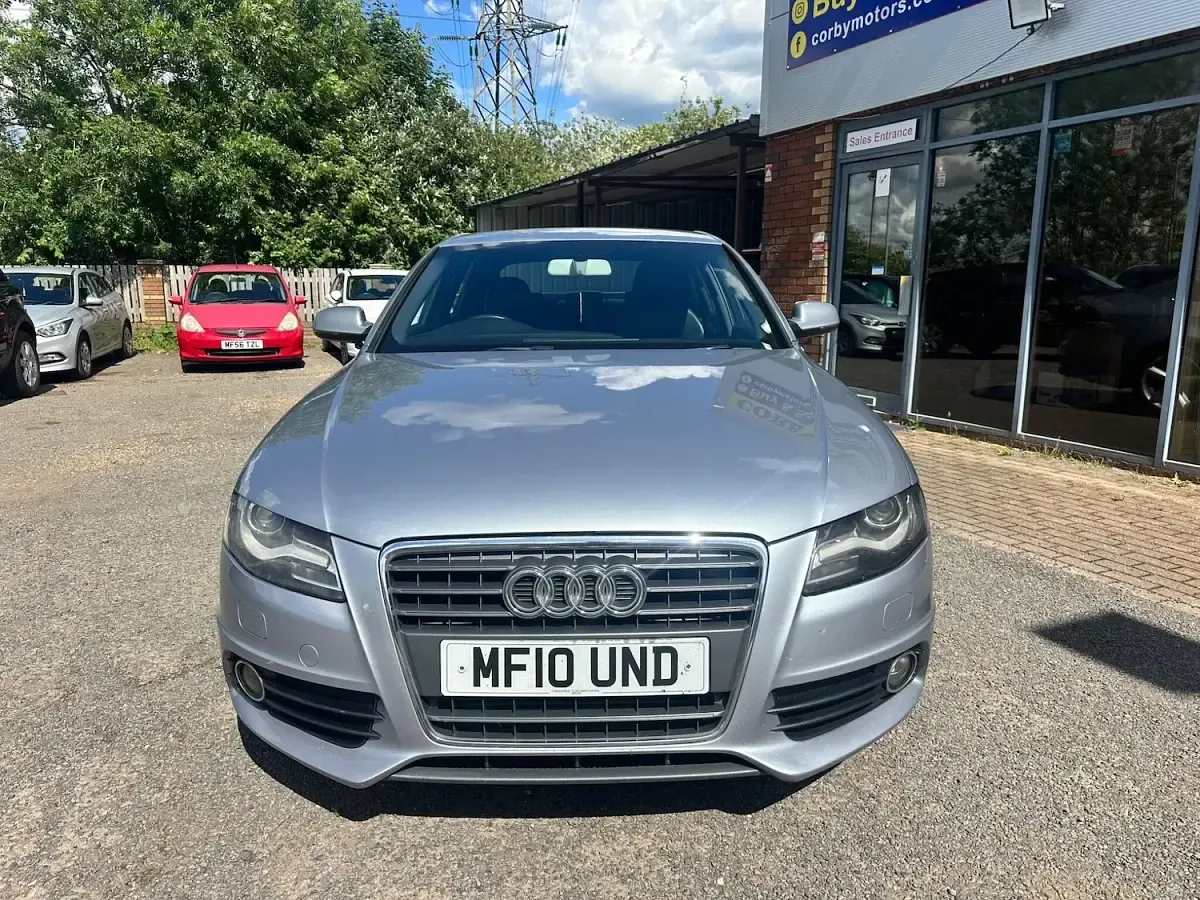 Used Audi A4 S-Line 170 HP (125 kW) 2012 Silver Sedan