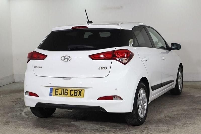 Used Hyundai i20 GO! 2016 White Hatchback