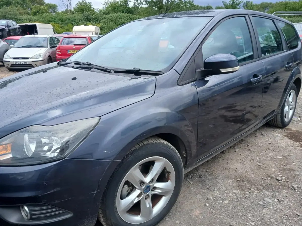 Usado Ford Focus Zetec 2009 Cinzento Carrinha