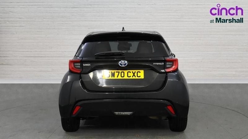 Used Toyota Yaris Hybrid 116 HP (85 kW) 2020 Black
