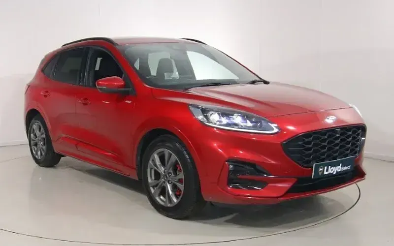 Käytetty Ford Kuga ST-Line 225 HP (165 kW) 2020 Katumaasturi