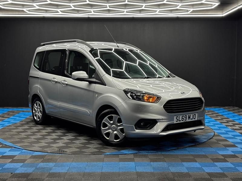 Silver Used 2019 Ford Tourneo Courier Zetec MPV | £7,990 (Good price) - Image 1/4