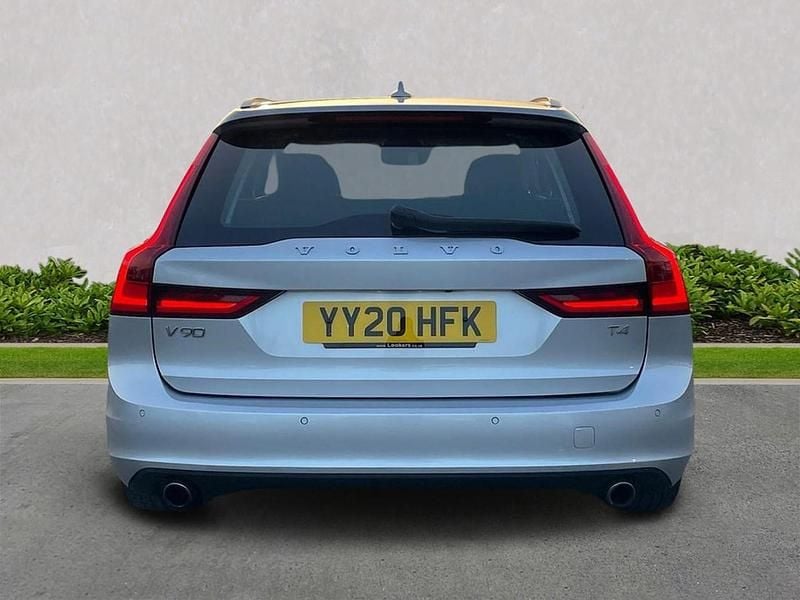 Used Volvo V90 Momentum 254 HP (186 kW) 2020 Silver Estate