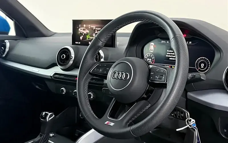Used Audi Q2 S-Line 150 HP (110 kW) 2026 SUV