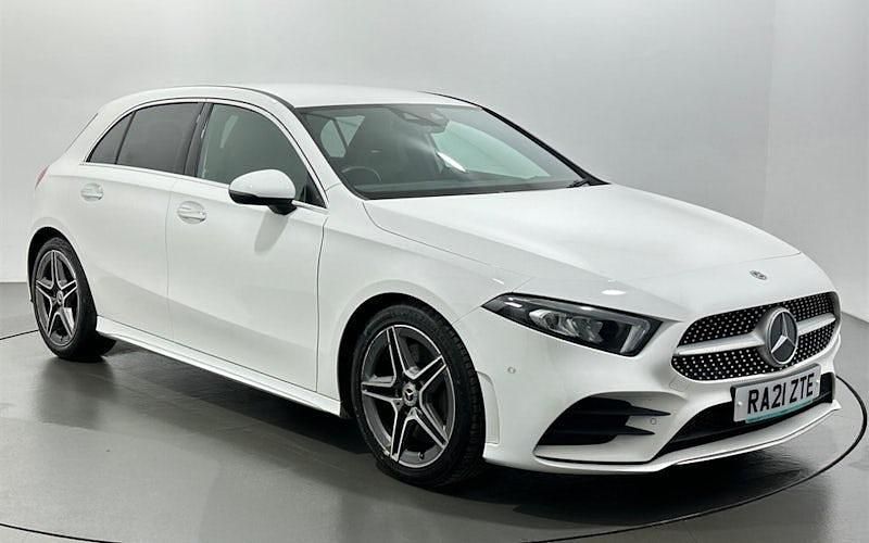 Used Mercedes A250 AMG Line Premium 224 HP (164 kW) 2020 White Hatchback