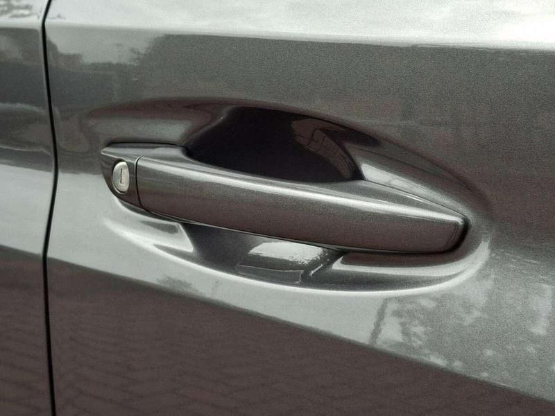 Image 4/4