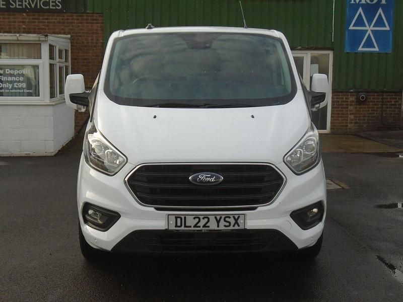 Used Ford Transit Custom Limited 130 HP (95 kW) 2022 White Van