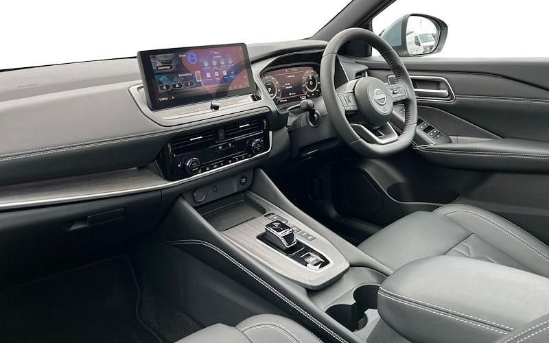 Used Nissan Qashqai Tekna 190 HP (139 kW) 2025 Grey SUV