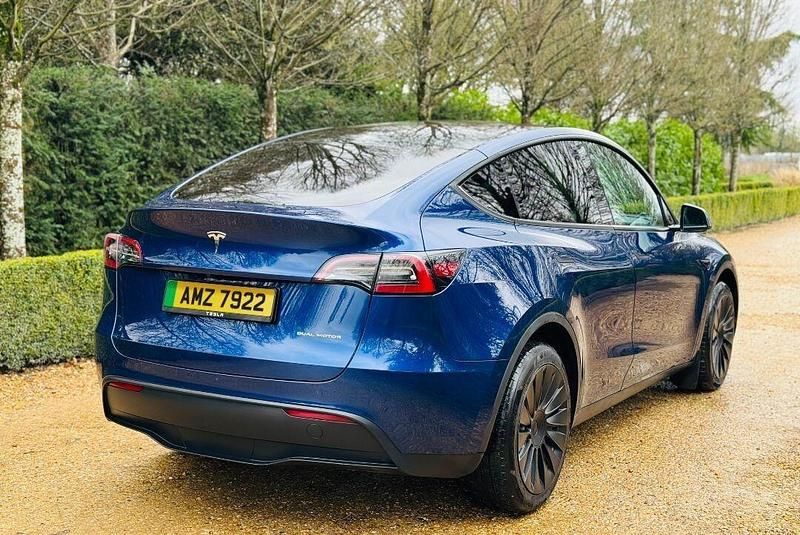 Used Tesla Model Y Long Range AWD 378 kW (514 HP) 2023 Blue SUV