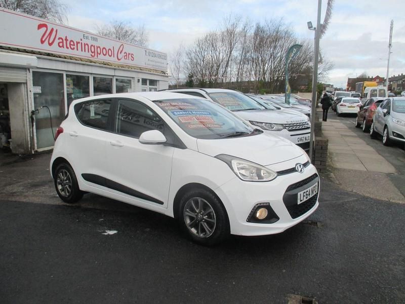 Used Hyundai i10 Premium 2014 White Hatchback