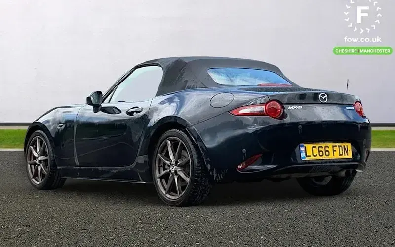 Used Mazda MX5 Inclusive 160 HP (117 kW) 2018 Cabriolet