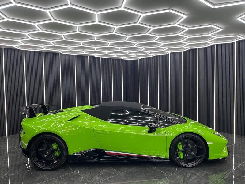 Used Lamborghini Huracán 640 HP (470 kW) 2019 Green Coupe