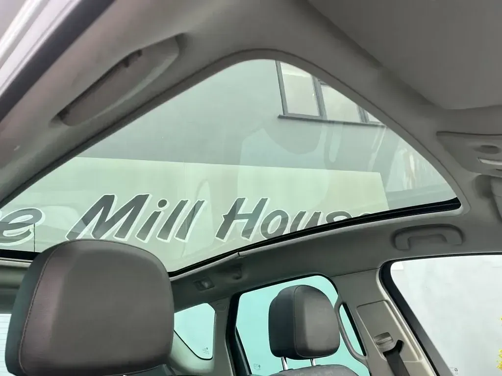 Second-hand Vauxhall Meriva 130 CP (95 kW) 2011 Argintiu Monovolum