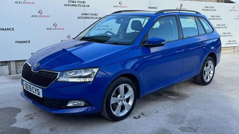 Used Skoda Fabia SE L 110 HP (80 kW) 2019 Blue Estate